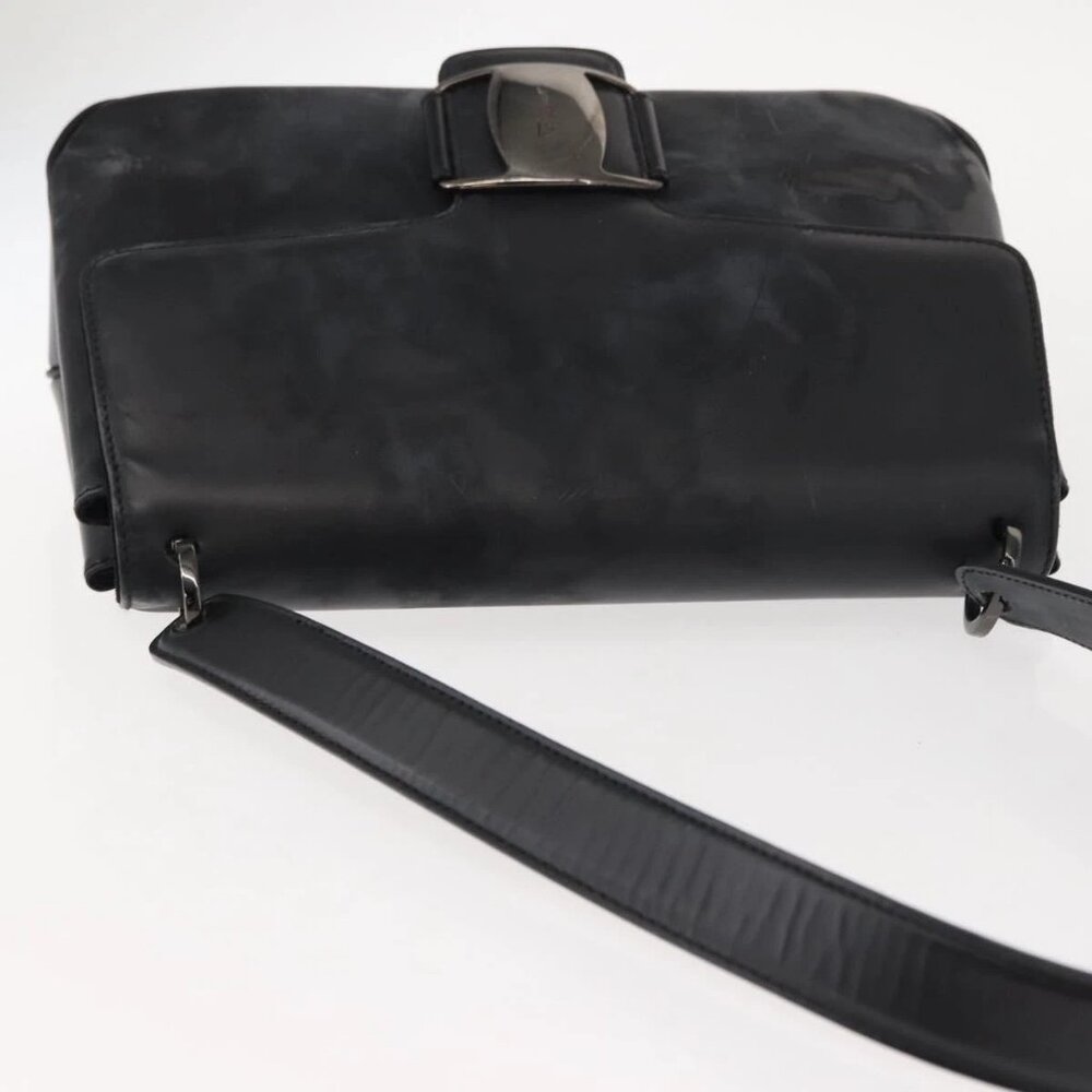 Salvatore Ferragamo Vala Shoulder Bag Leather Black Silver Auth gh1115 - Picture 7 of 16